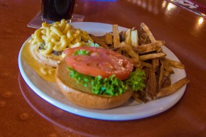burger-mac-and-cheese-aerial-northwoods-brewpub-osseo